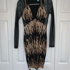 Filly Flair SzMedium black&gold sequin cocktail dress with mesh cut outs